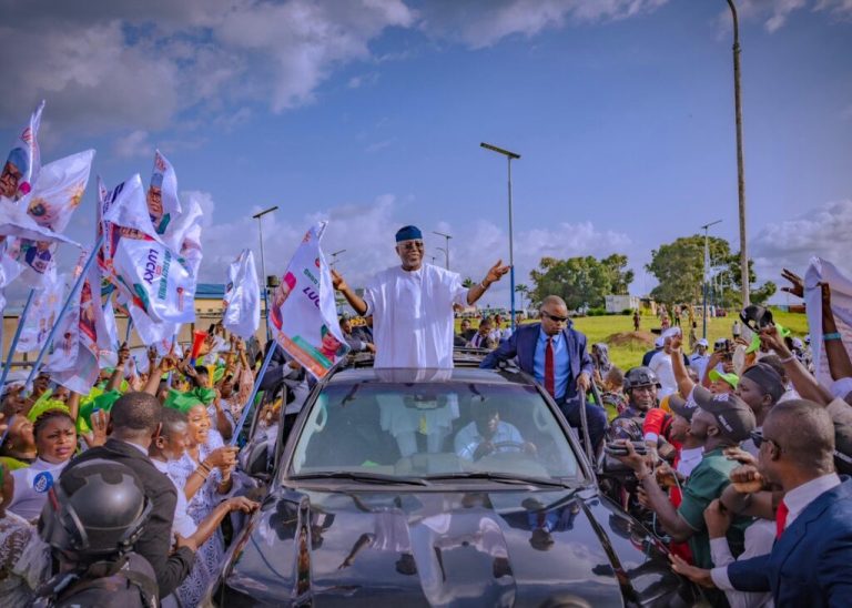 Makarantun Da Ba Ƙwararrun Malamai Za Su Rasa Zama Cibiyar Rubuta Jarrabawar NECO